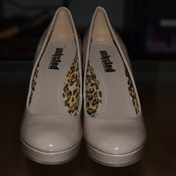 Unlisted Kenneth Cole Nude Beige Patent High Heel - Picture 2 of 6